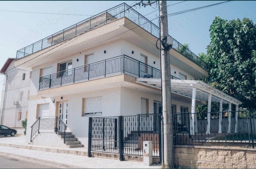 Casă cu 6 camere în Central