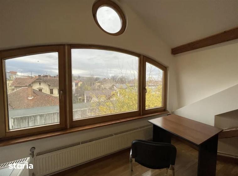 Apartament cu 3 camere în Gura Râului