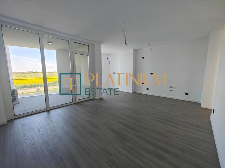 Apartament cu 3 camere decomandat în Torontalului