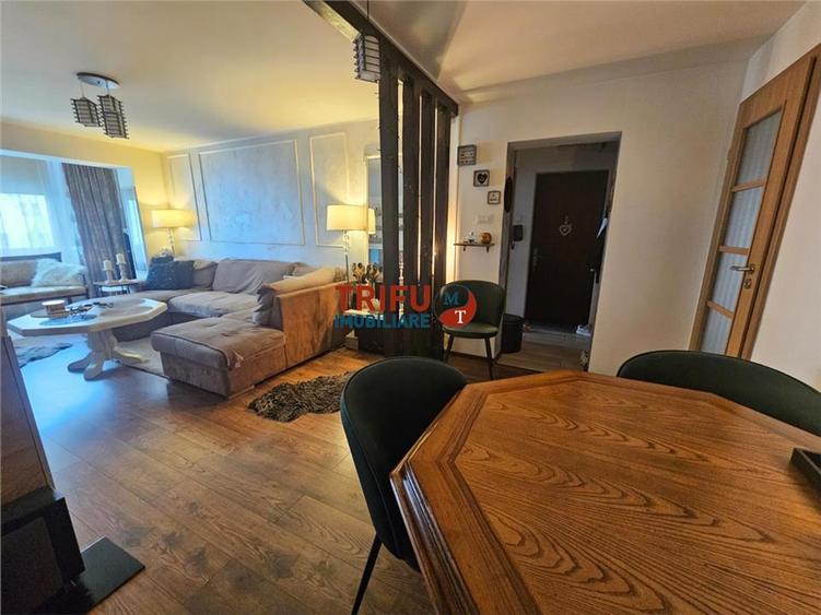 Apartament cu 3 camere decomandat, mobilat în Cetate