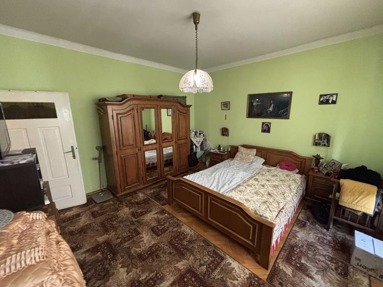 Casă individuală cu 3 camere cu Canalizare în Turnișor