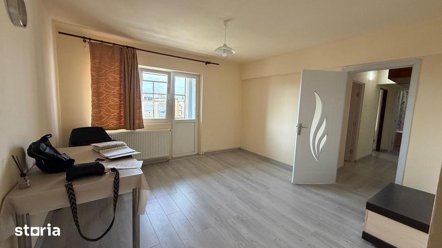 Apartament cu 3 camere decomandat în Ultracentral