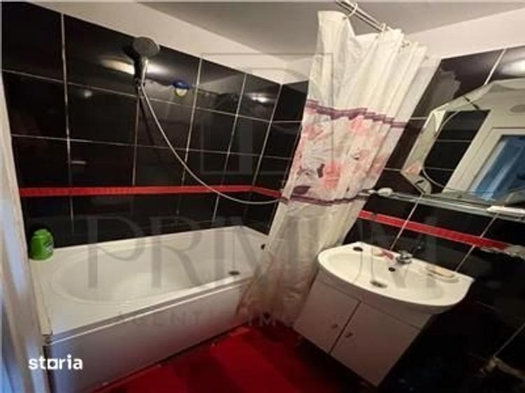 Garsonieră decomandată, mobilată în Steaua