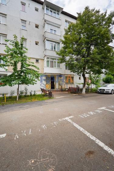 Apartament cu 2 camere decomandat, mobilat în Vest