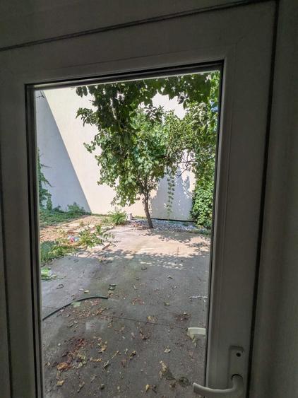 Spațiu comercial, de 30 mp, în Central
