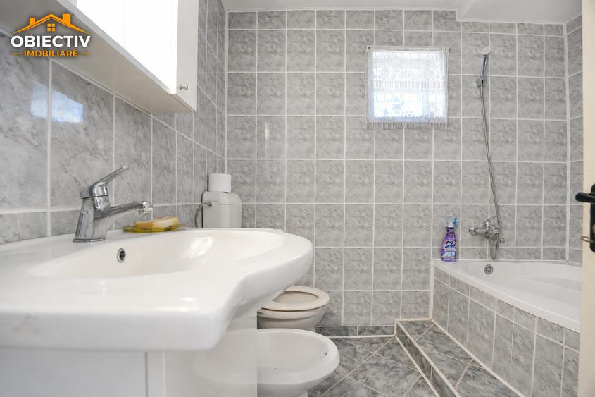 Casă individuală cu 5 camere cu Teren 500 Mp în Oglinzi