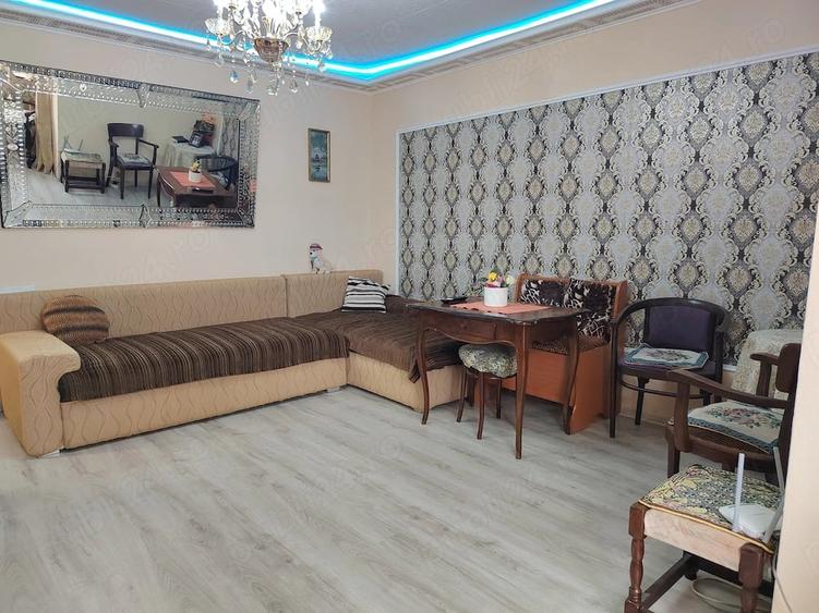 Apartament cu 2 camere decomandat în Tărtășești