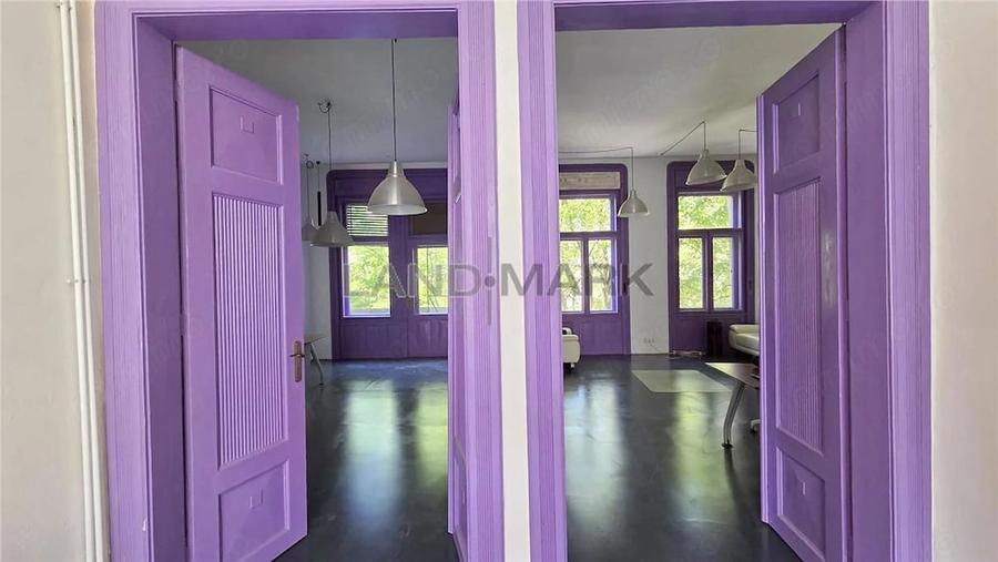 Apartament cu 4 camere în Central
