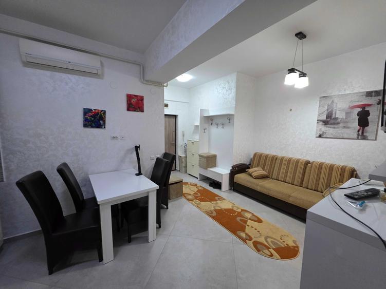 Apartament cu 2 camere decomandat în Exterior Vest