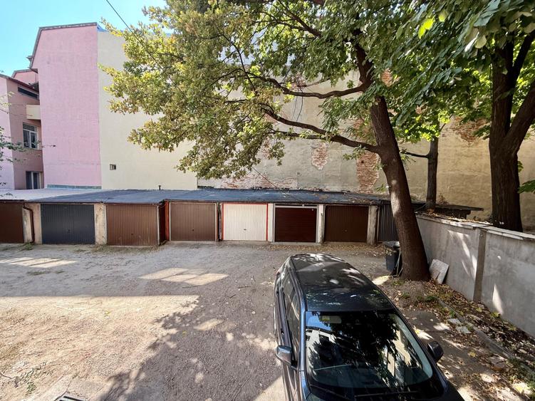 2 camere  Central  Renovat complet  Garaj + Boxă  Centrala+incalzire pardoseala - 19