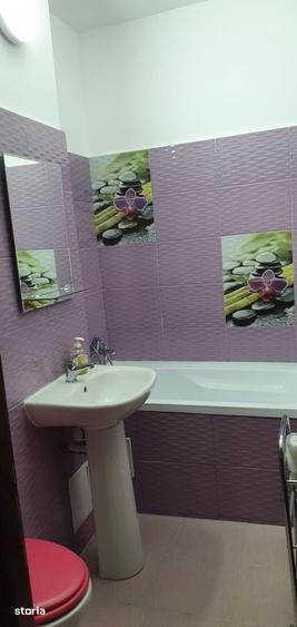 Apartament 3 camere Centru-Moldova de inchiriat - 1