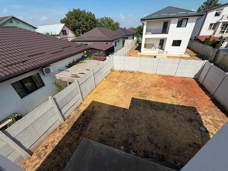 Casă individuală cu 3 camere cu Canalizare în Glina