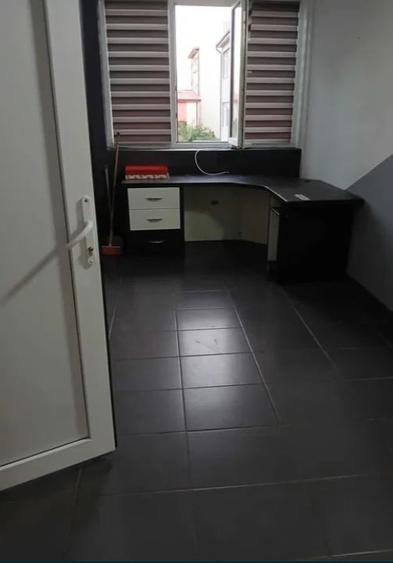 Birou, de 200 mp, în Inel II