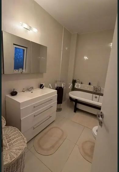 Apartament cu 4 camere decomandat, mobilat în Lipovei