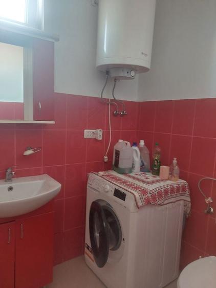 Casă individuală cu 4 camere cu Canalizare în Păltiniș