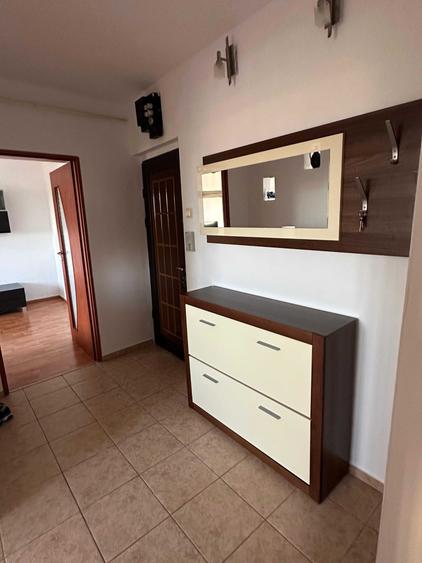 Inchiriez Apartament 2 camere, decomandat - 6