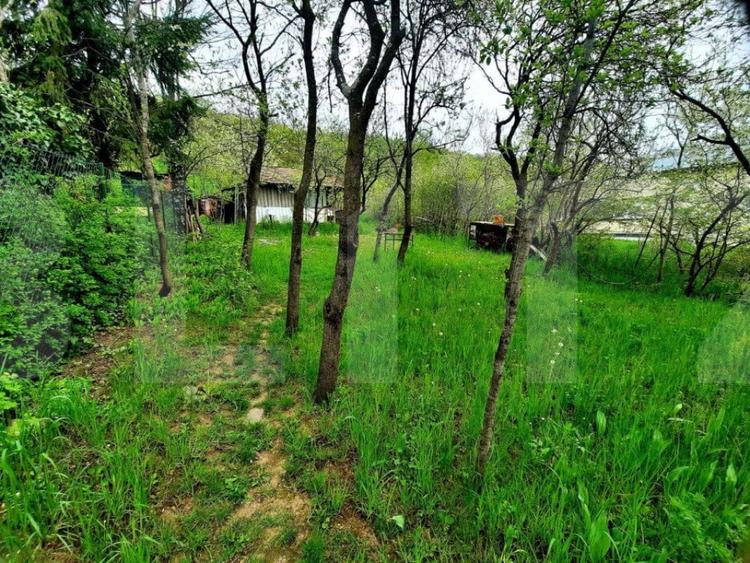 Teren de 3040 mp, în Grigorescu