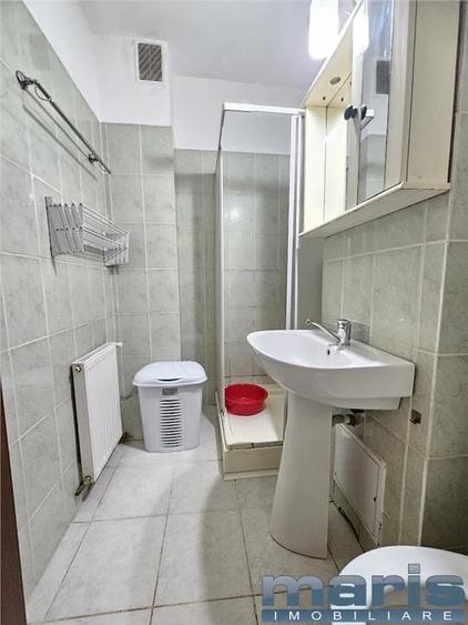 Apartament cu 4 camere în Tudor Vladimirescu