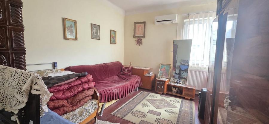 OCAZIE ! CENTRU PIATA UNIRII 2 CAMERE 2 BALCOANE ETAJ 1 BOXA 77.000 E - 4