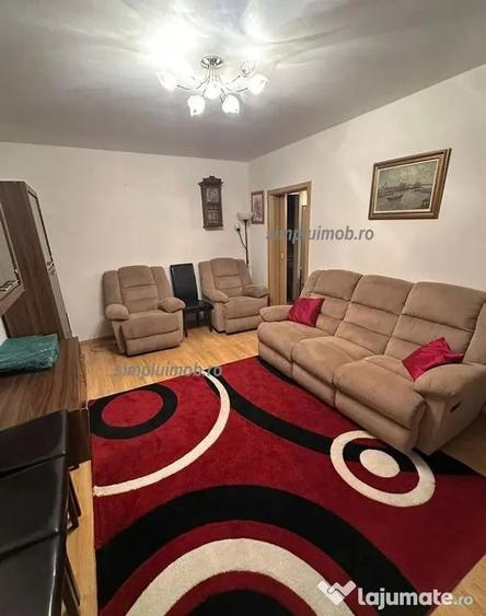 Apartament cu 4 camere decomandat în Titan