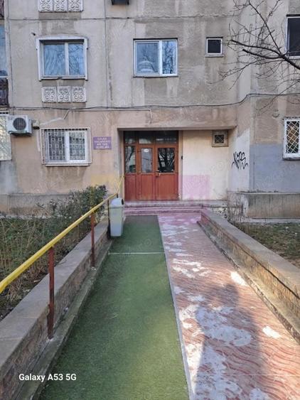 Apartament cu 2 camere decomandat, mobilat în Tineretului