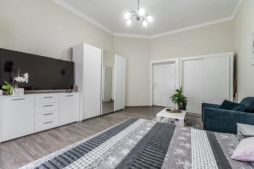 Apartament cu 4 camere decomandat în Ultracentral