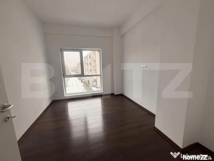 Apartament cu 3 camere decomandat în Viforâta
