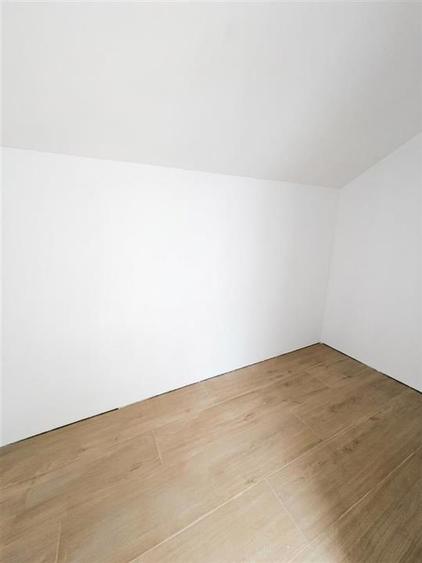 Casă cu 5 camere cu Teren 500 Mp în Sântandrei