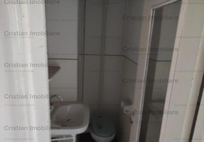 Apartament cu 4 camere decomandat în Viziru 3