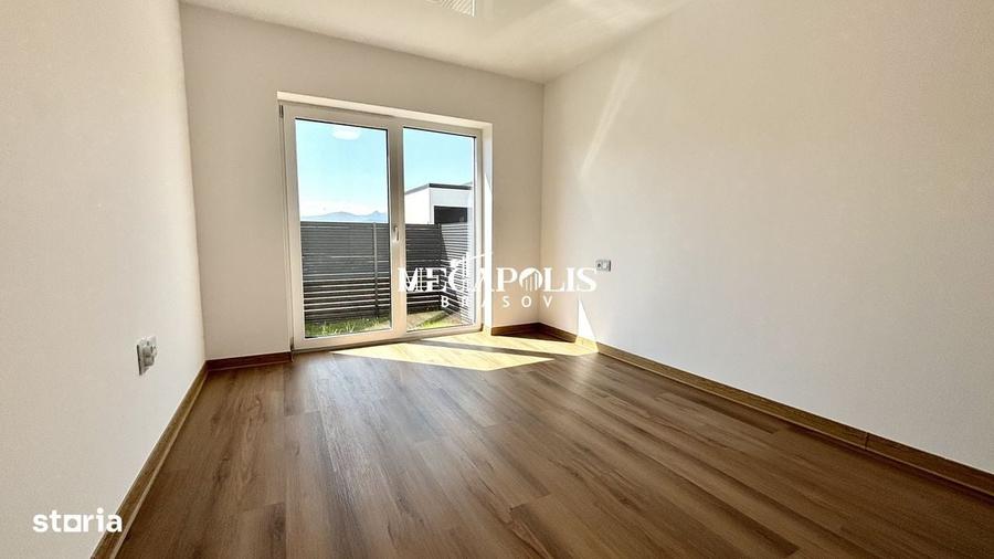 Casa 4 Camere | Parter | Drum Asfaltat | Intabulata | Credit | Izvor - 11
