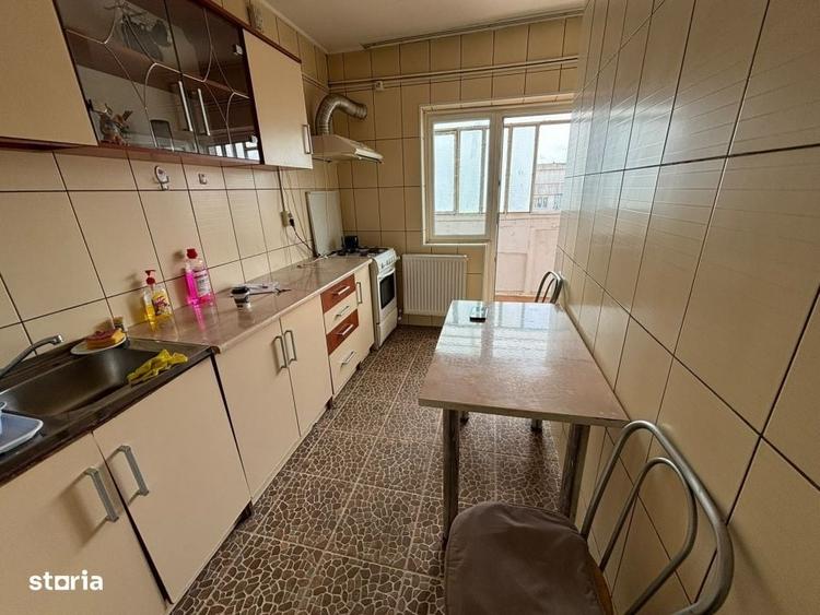 Garsonieră decomandată în Central