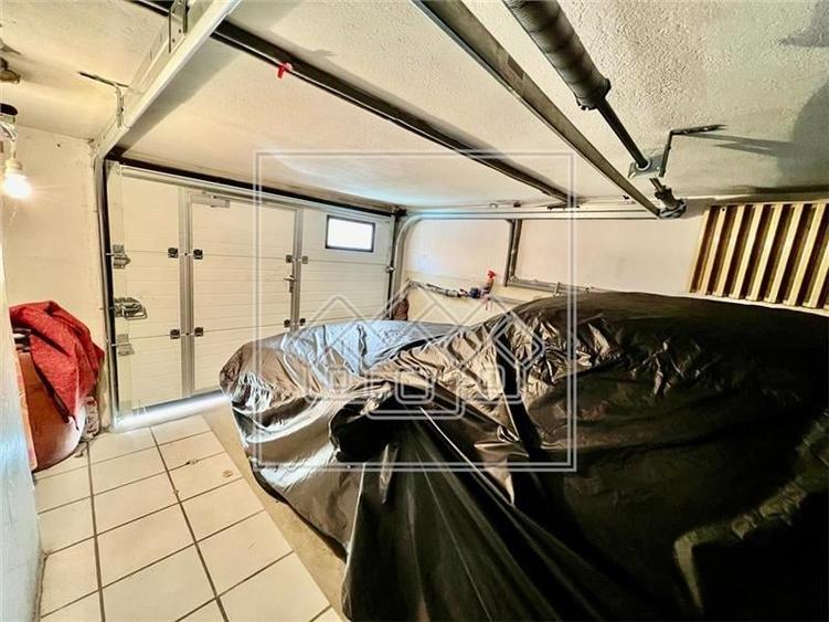 Duplex cu 6 camere cu Teren 250 Mp în Cisnădie