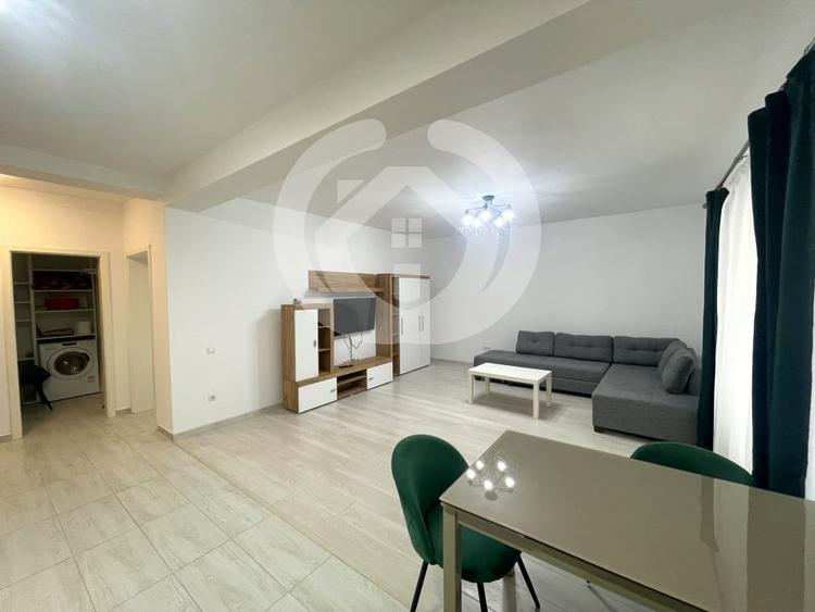 Apartament cu 2 camere decomandat, mobilat în Șelimbăr