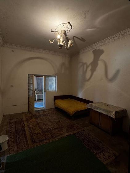 Casă cu 4 camere în Stejaru