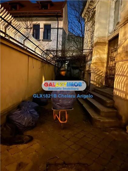 Casă cu 6 camere cu Teren 222 Mp în Unirii