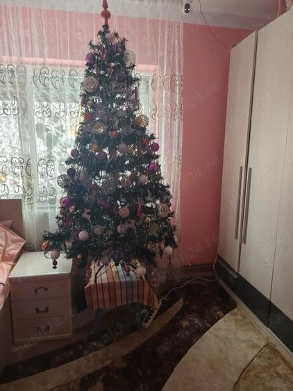 Apartament cu 2 camere semidecomandat în Micro 16