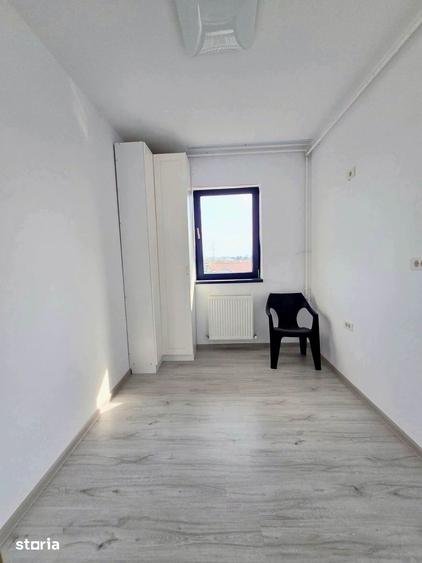 Apartament cu 3 camere în Dobroești