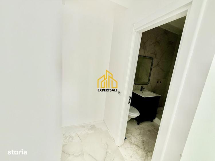 Casă cu 3 camere cu Teren 1139.36 Mp în Central