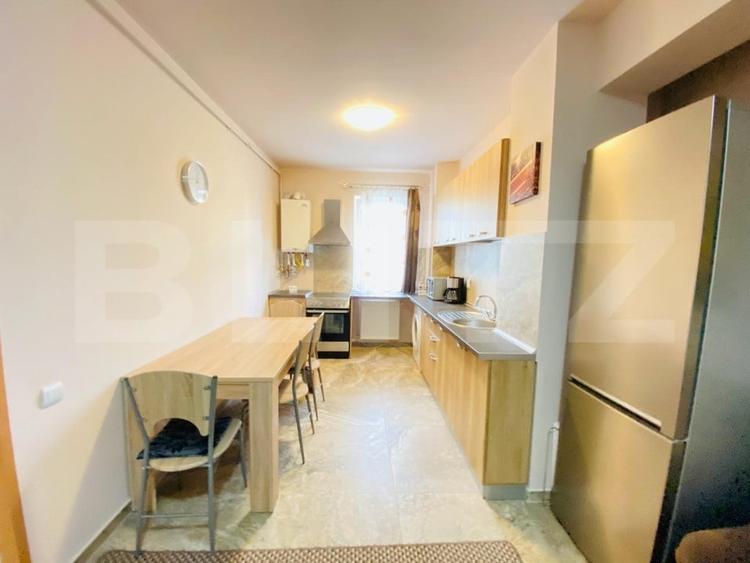 Apartament cu 2 dormitoare,  60 mp, decomandat, parcare, zona strazii Traian - 7