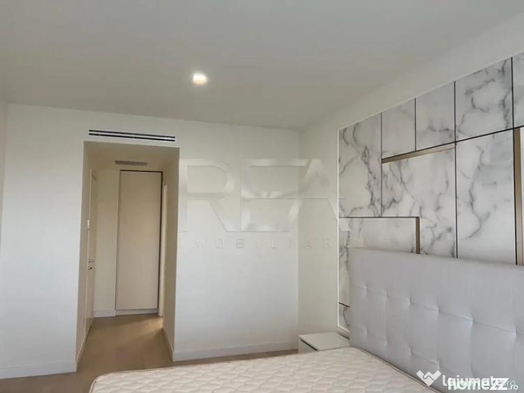 Apartament cu 4 camere decomandat în Pipera