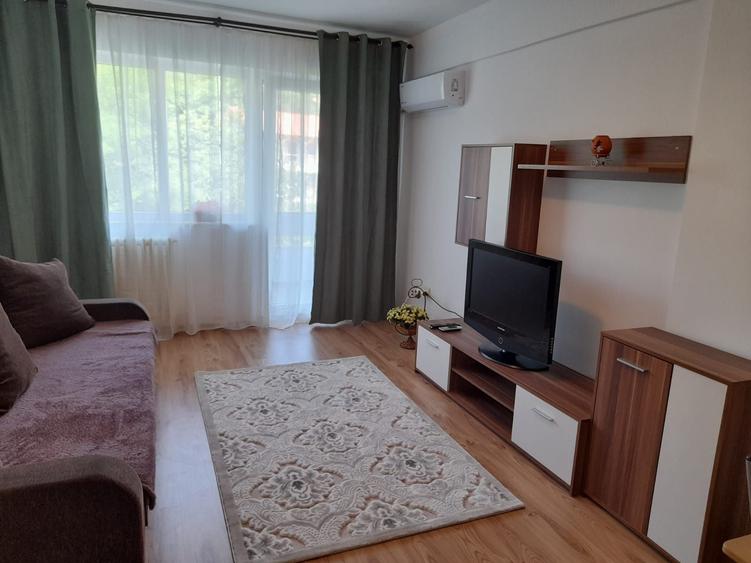 Apartament cu 2 camere decomandat în Geoagiu-Băi