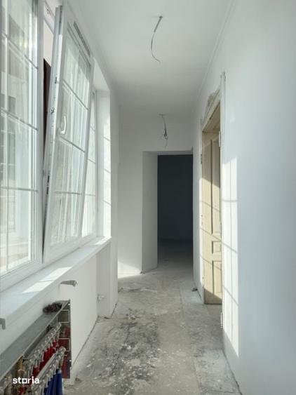 Casă cu 2 camere decomandat în Iosia