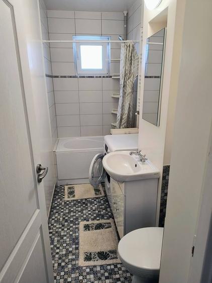 Apartament cu 2 camere decomandat în Petru Rareș