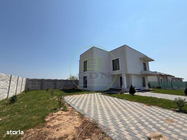 Casă cu 4 camere în Central