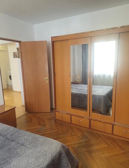 Apartament cu 2 camere semidecomandat în Națiunile Unite