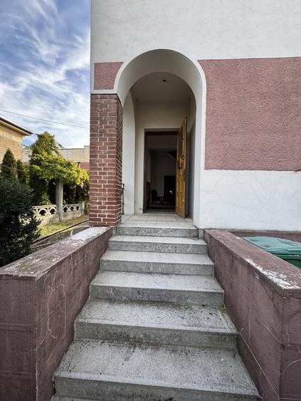 Birou, de 310.57998657227 mp, în Ultracentral