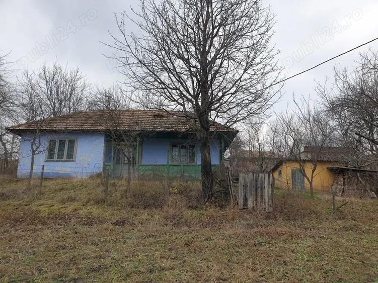 Casă cu 2 camere în Podeni