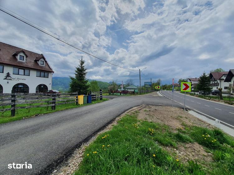Teren de 2000 mp, în Moieciu