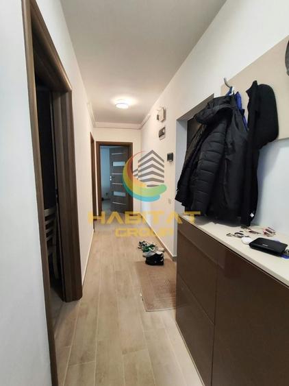 Apartament cu 3 camere decomandat în Apărătorii Patriei