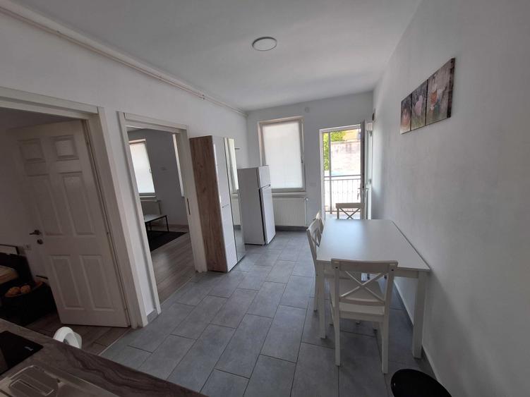 Inchiriez apartament cu 2 camere ultra central - 3